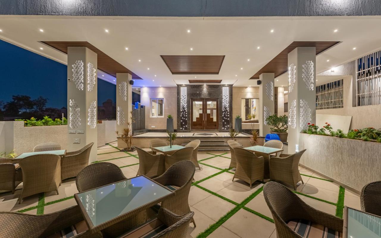 Hotel Grand Regal Chandoli Zewnętrze zdjęcie