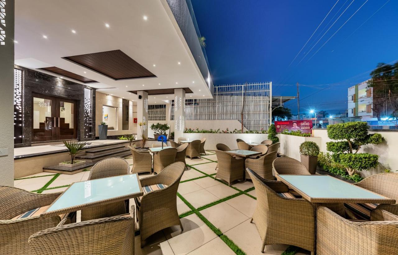 Hotel Grand Regal Chandoli Zewnętrze zdjęcie