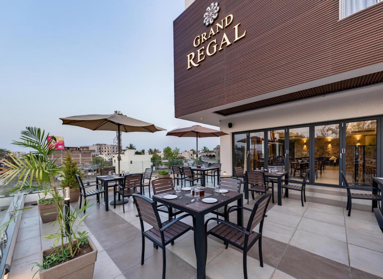 Hotel Grand Regal Chandoli Zewnętrze zdjęcie