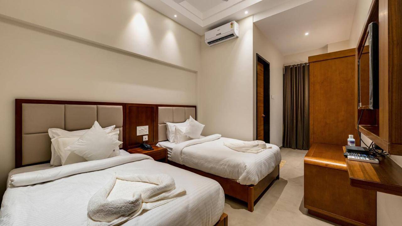 Hotel Grand Regal Chandoli Zewnętrze zdjęcie