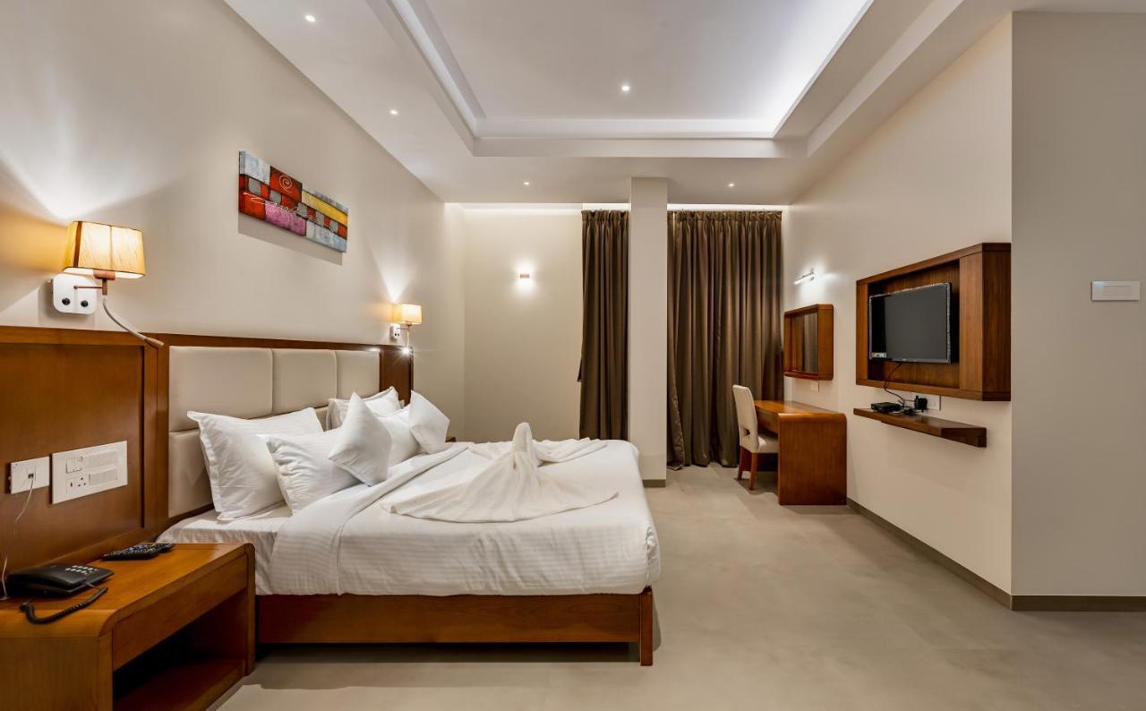 Hotel Grand Regal Chandoli Zewnętrze zdjęcie
